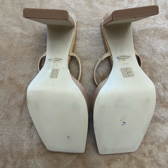 Jeffrey Campbell Hustler Dusty Nude Patent Strappy Heels - Picture 11 of 11